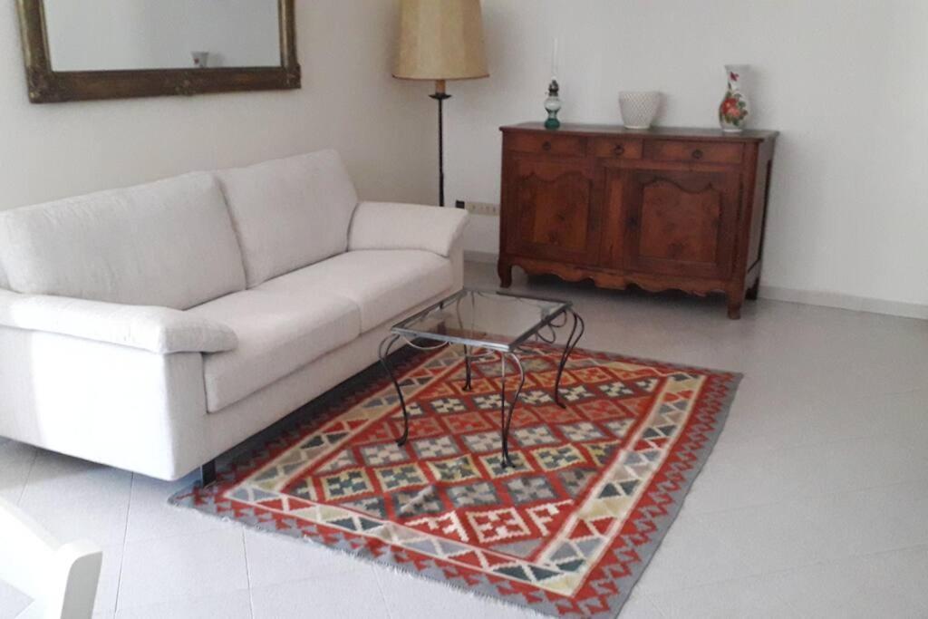 Casa Vacanze La Cicala Pontremoli Exteriör bild